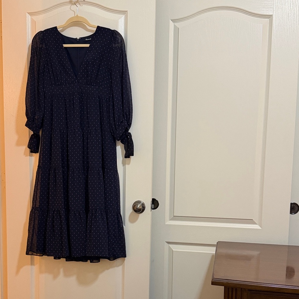 Elegant Navy Blue Women's Dress